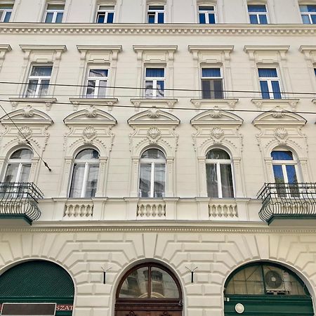 Trendy & Cozy Apartment At Heroes' Square Budapest Extérieur photo